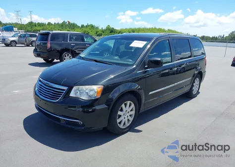 2014 Chrysler Town & Country Touring z USA, uszkodzony, nr VIN 2C4RC1BG9ER195236
